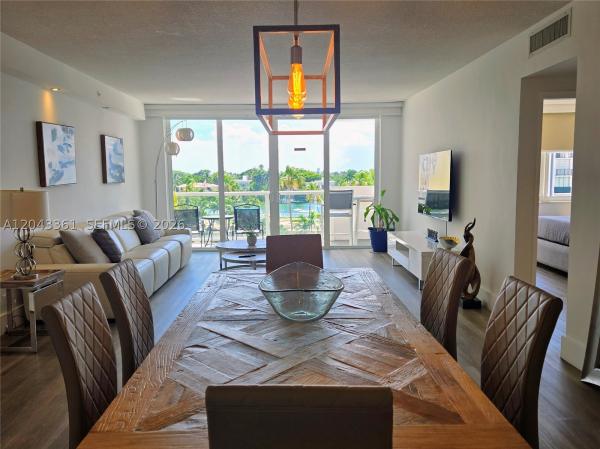The Pavilion, 5601 Collins Ave #520, Miami Beach, Florida 33140, image 1