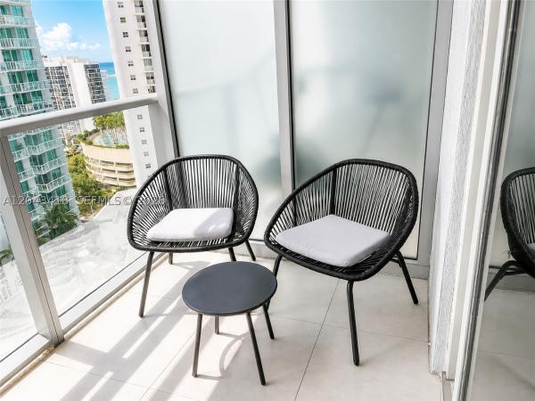 Brickell House, 1300 Brickell Bay Dr #1806, Miami, Florida 33131, image 1