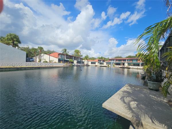 Loch Isle, 7001 S Loch Isle Dr S, Miami Lakes, Florida 33014, image 2