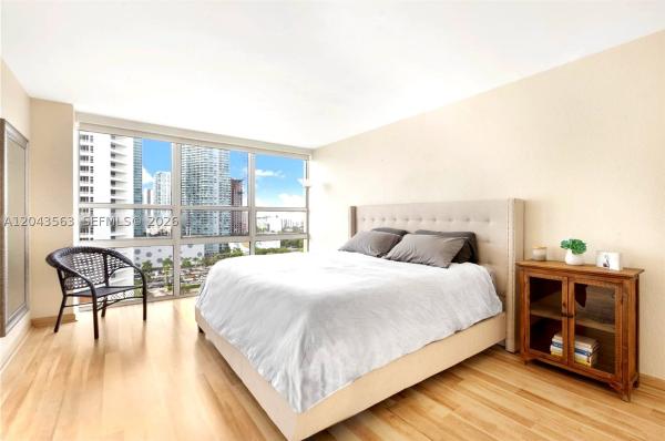 Charter Club, 600 NE 36th St #1717, Miami, Florida 33137, image 2