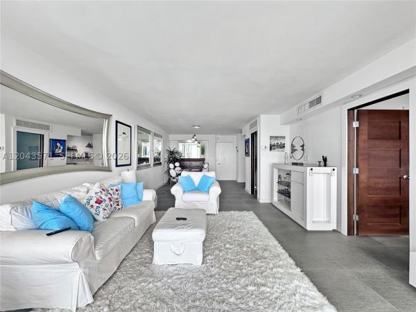 Aquasol, 6770 Indian Creek Dr #15-L, Miami Beach, Florida 33141, image 1