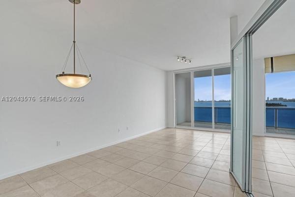 New Wave, 725 NE 22nd St #8B, Miami, Florida 33137, image 3