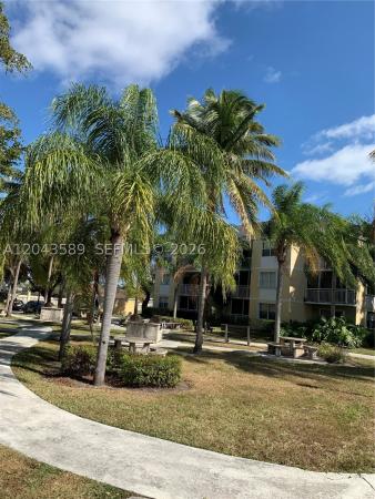 Le Club At Old Cutler, 8660 SW 212th St #305, Cutler Bay, Florida 33189, image 1