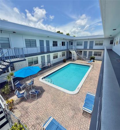 Crystal, 30 SE 4th Ave #206, Hallandale Beach, Florida 33009, image 2