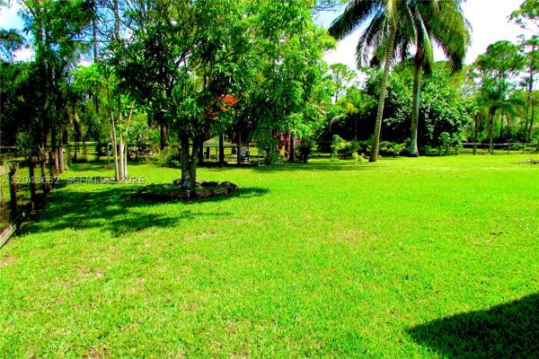 The Acreage, 13677 Temple Blvd, West Palm Beach, Florida 33412, image 2