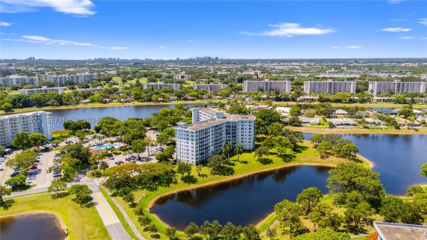 Palm-Aire Country Club 4, 3010 N Course Dr #510, Pompano Beach, Florida 33069, image 3