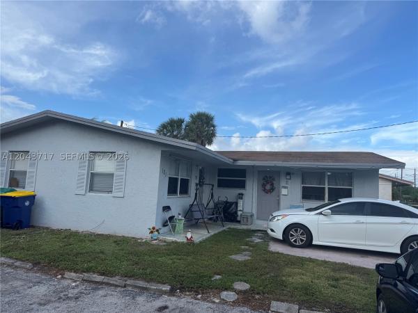 West Moorland, 101 NW 13th Ave #E-W, Dania Beach, Florida 33004, image 3