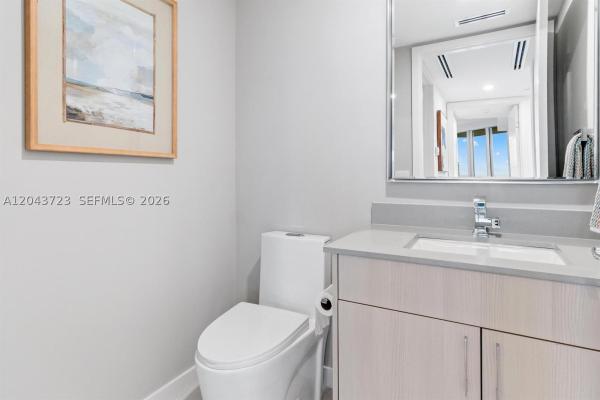 L'Hermitage, 3200 N Ocean Blvd #702, Fort Lauderdale, Florida 33308, image 1