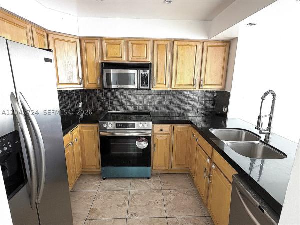 Coronado Tower 1, 20335 W Country Club Dr #2210, Aventura, Florida 33180, image 1