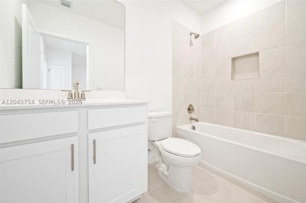 6007 Coralberry St, Haverhill, Florida 33415, image 2
