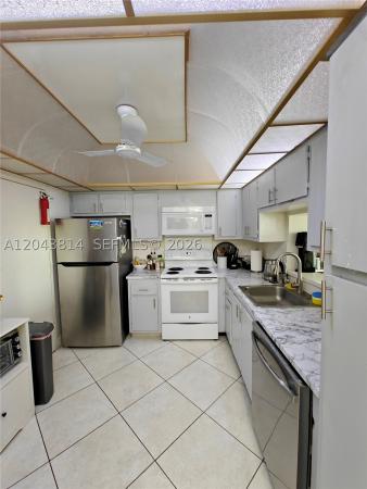 Meadowbrook Towers, 400 NE 12th Ave #306, Hallandale Beach, Florida 33009, image 2