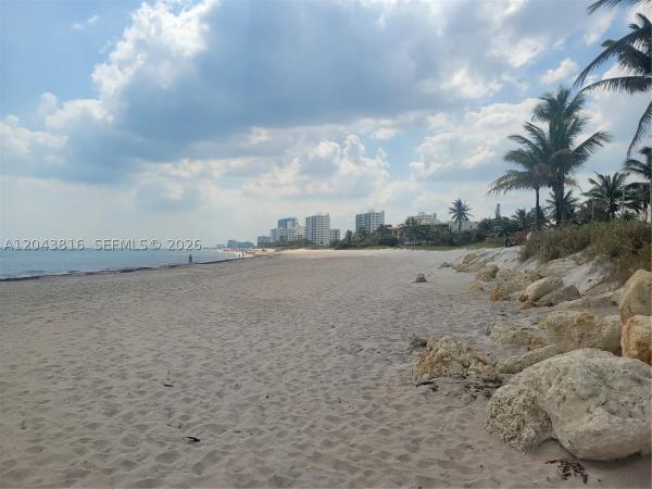 Hillsboro Light Towers, 2639 N Riverside Dr #206, Pompano Beach, Florida 33062, image 3