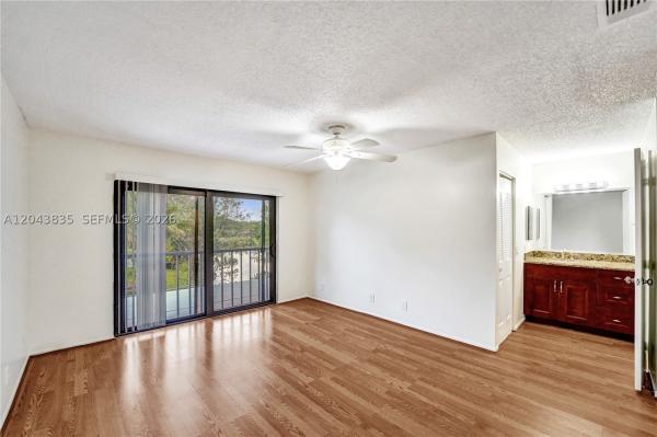 Westview, 9220 NW 14th St #272, Pembroke Pines, Florida 33024, image 2