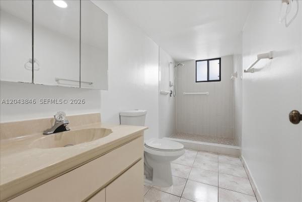 10528 SW 69th Ter, Unincorporated Dade County, Florida 33173, image 3