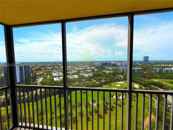 Coronado Tower 1, 20335 W Country Club Dr #2210, Aventura, Florida 33180, image 3