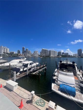 King Cole, 900 Bay Dr #207, Miami Beach, Florida 33141, image 2