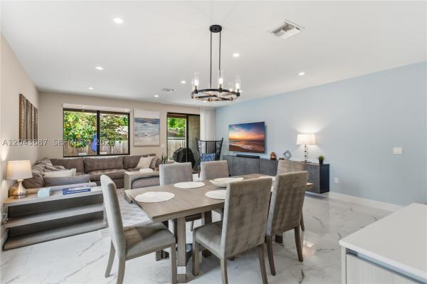 The Almeda, 809 SW 10th Ter, Fort Lauderdale, Florida 33315, image 2