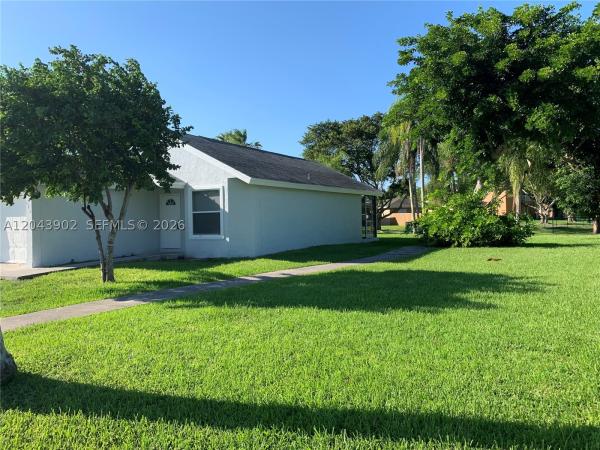 Villas Of Palm Bay, 848 SW 10th St #N/A, Florida City, Florida 33034, image 1