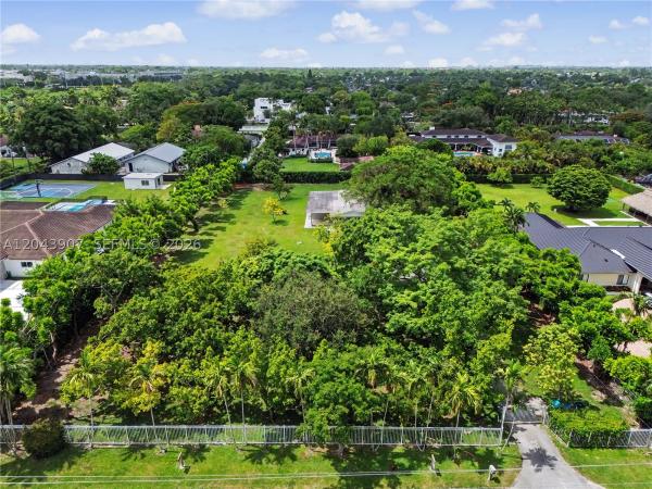 11380 SW 93rd St, Unincorporated Dade County, Florida 33176, image 1