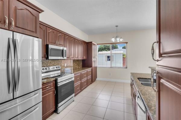 Florinda Estates, 8757 NW 139th Ter, Miami Lakes, Florida 33018, image 3