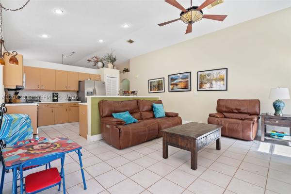 Gardens At Huntington, 4931 SW 152nd Ave, Miramar, Florida 33027, image 2