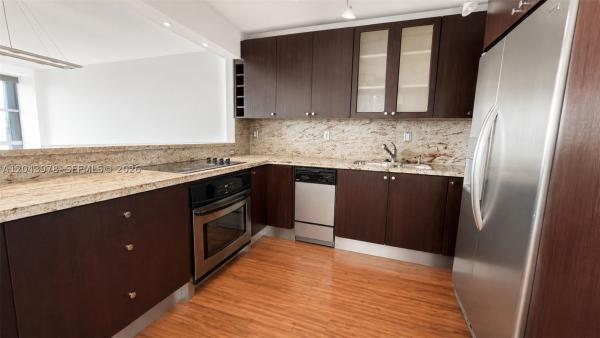 Brickell Place, 1901 Brickell Ave #B2203, Miami, Florida 33129, image 2