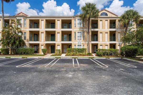 Savannah At Riverside, 977 Riverside Dr #220, Coral Springs, Florida 33071, image 3