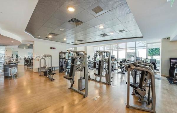 Jade Residences At Brickell Bay, 1331 Brickell Bay Dr #904, Miami, Florida 33131, image 2