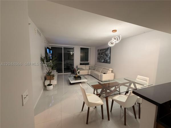 Vizcayne South, 253 NE 2nd St #1204, Miami, Florida 33132, image 2