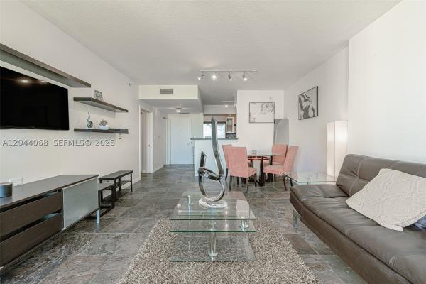 One Miami West, 325 S Biscayne Blvd #3624, Miami, Florida 33131, image 1