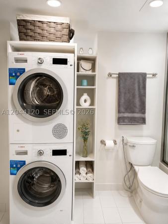 Venetia, 555 NE 15th St #20-I, Miami, Florida 33132, image 2