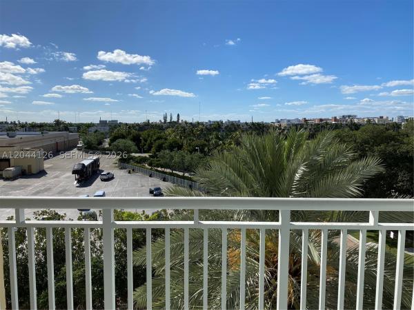 Duo West, 1745 E Hallandale Beach Blvd #401W, Hallandale Beach, Florida 33009, image 2