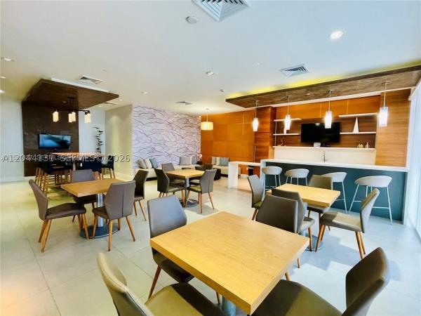 Bay House Miami, 600 NE 27th St #802, Miami, Florida 33137, image 2