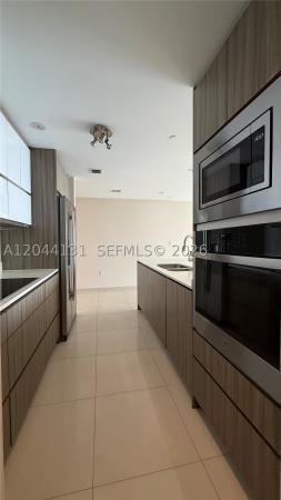 Bay House Miami, 600 NE 27th St #802, Miami, Florida 33137, image 3