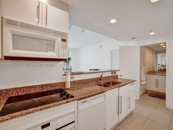 One Miami West, 325 S Biscayne Blvd #1520, Miami, Florida 33131, image 3