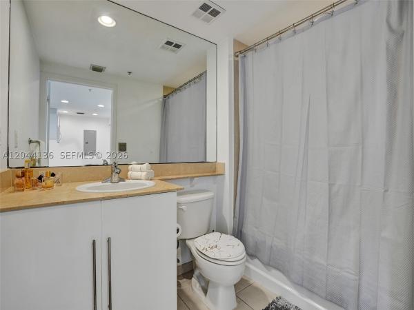 One Miami West, 325 S Biscayne Blvd #1520, Miami, Florida 33131, image 2