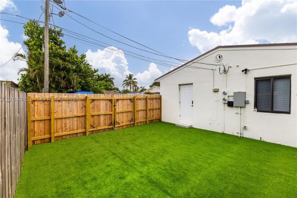 Royal Poinciana, 1918 Taft St #REAR UNIT, Hollywood, Florida 33020, image 1