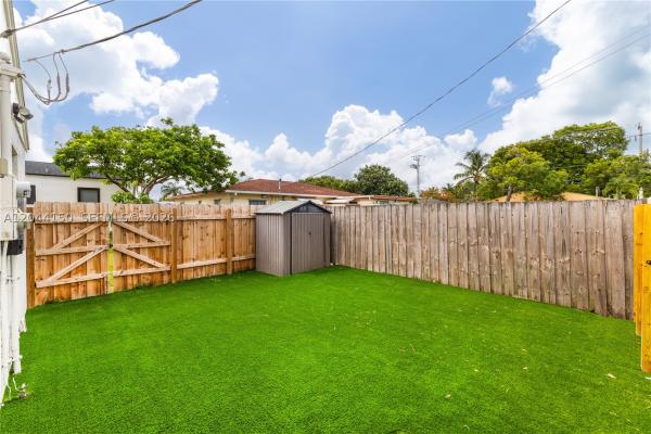 Royal Poinciana, 1918 Taft St #REAR UNIT, Hollywood, Florida 33020, image 2