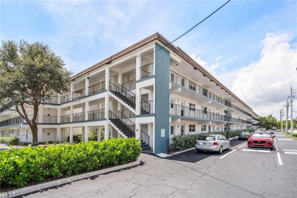 Gardens By The Sea, 1501 S Ocean Blvd #224, Lauderdale By The Sea, Florida 33062, image 3