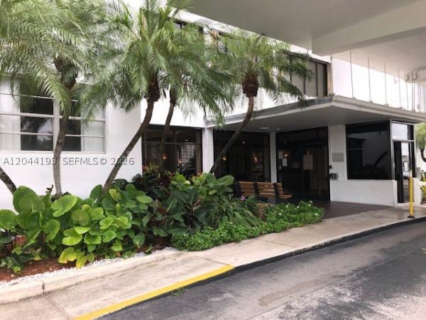 Admirals Port West, 2801 NE 183rd St #709W, Aventura, Florida 33160, image 2