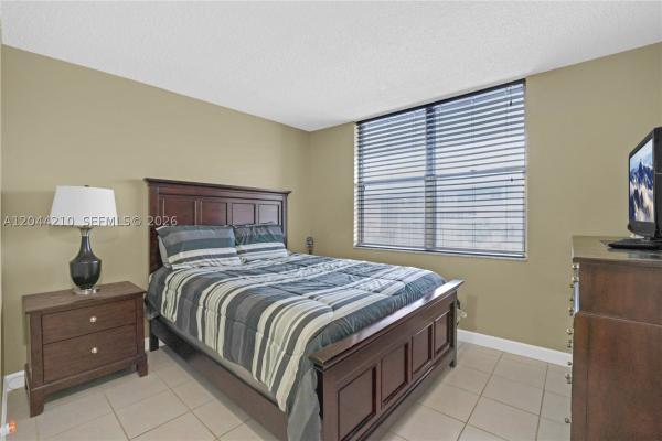 Cypress Chase, 2901 NW 48th Ave #355, Lauderdale Lakes, Florida 33313, image 1