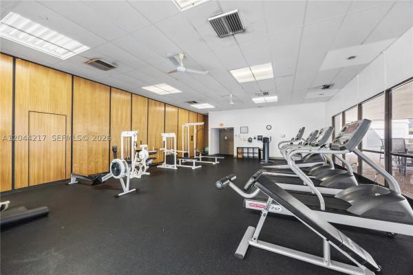 Coronado Tower 2, 20301 W Country Club Dr #1826, Aventura, Florida 33180, image 2