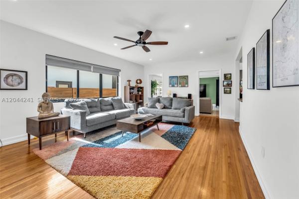 Silver Bluff Estates, 2220 SW 25th St, Miami, Florida 33133, image 2