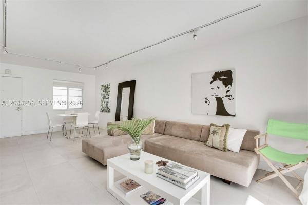 Laser, 201 Jefferson Ave #2E, Miami Beach, Florida 33139, image 2