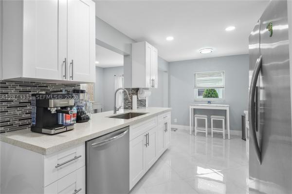 Delray Villas 1, 14307 N Amapola Dr, Delray Beach, Florida 33484, image 2