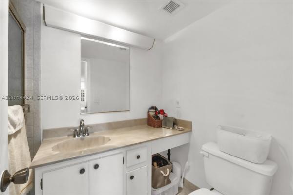 Admirals Port East, 2851 NE 183rd St #1412E, Aventura, Florida 33160, image 3