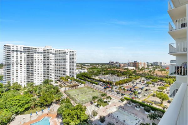 Admirals Port East, 2851 NE 183rd St #1412E, Aventura, Florida 33160, image 2