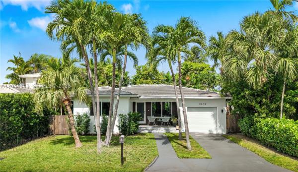 Altos Del Mar, 9008 Emerson Ave, Surfside, Florida 33154, image 1