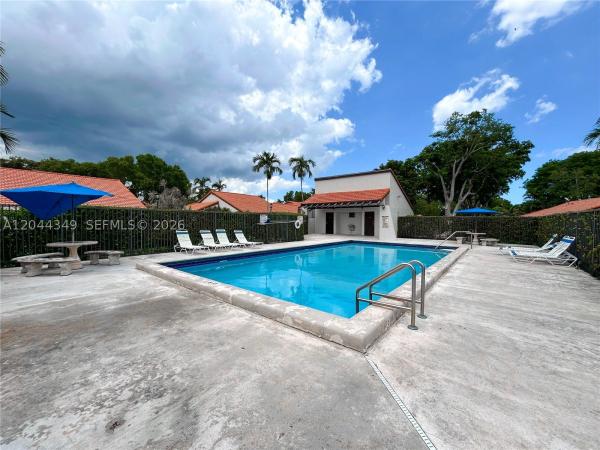 14970 SW 48th Ter #27G, Unincorporated Dade County, Florida 33185, image 2