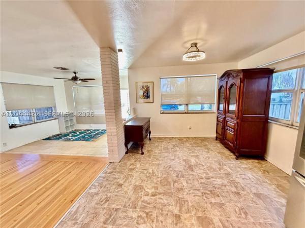 St James Park North, 45 SE 14th St #1-2, Dania Beach, Florida 33004, image 1